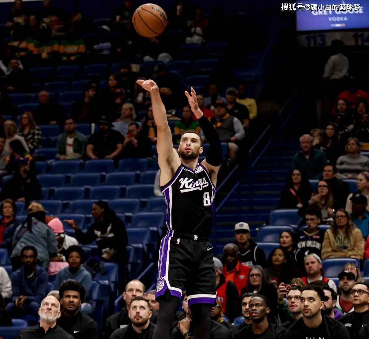 鹈鹕复出首战，狂砍50分状态火爆，三连败成为焦点！