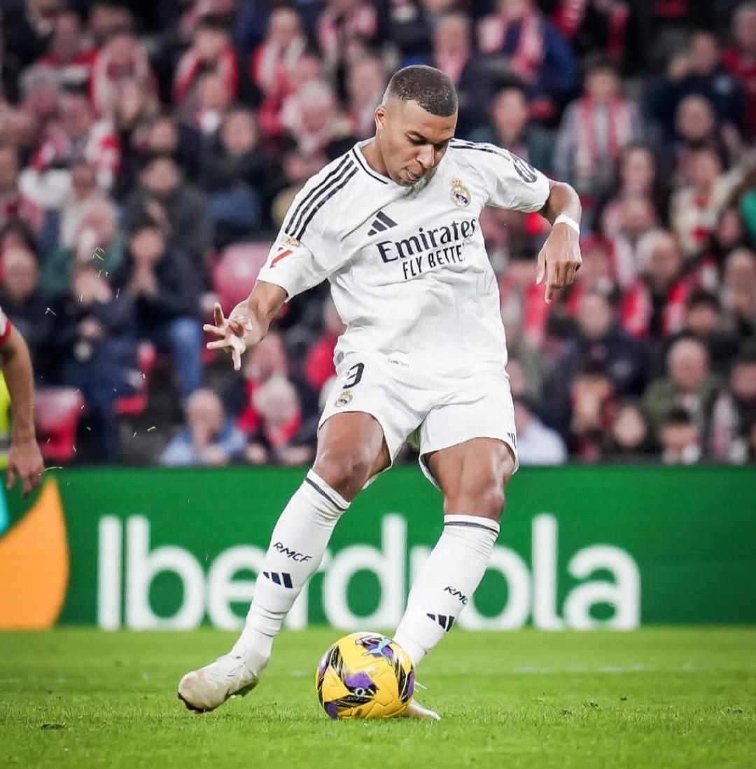 萨拉赫巅峰对决,姆巴佩与50激战切尔西分钟,问鼎冠军胜负难料!